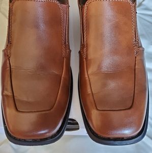 Boys brown slip on shoes size 4